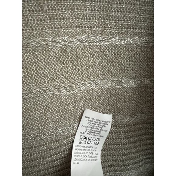 Lucky Brand Women’s Light Weight Sage Green White Knit Blouse Size XS - Picture 6 of 6